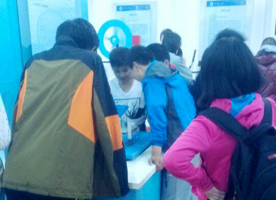 无锡市小学参观我院科学素质拓展中心